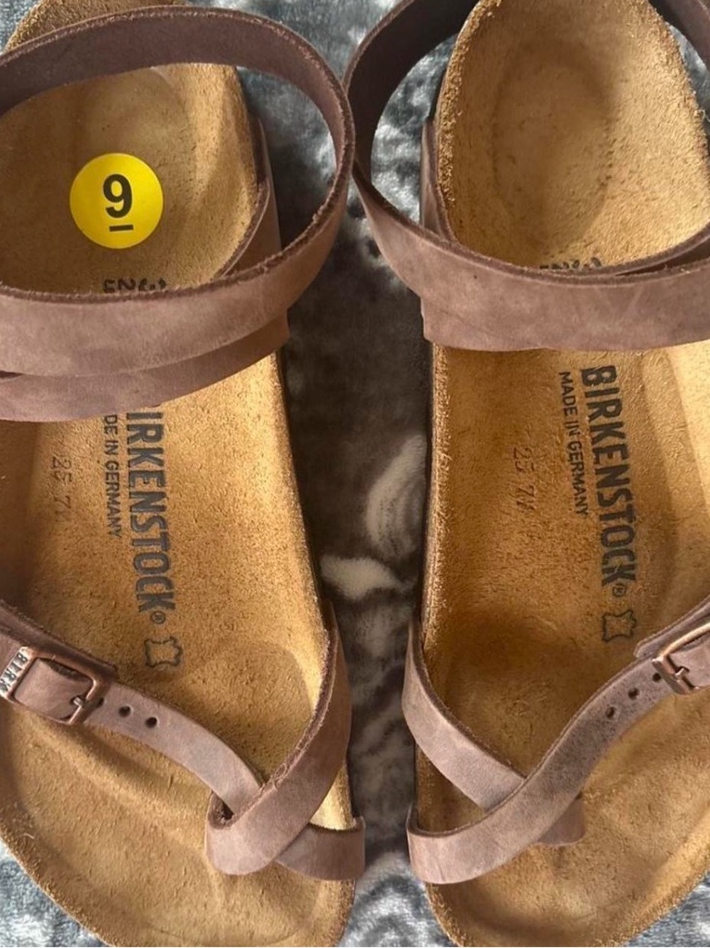 Birkenstock 39 100% Leather Yara New